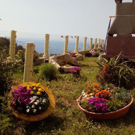Villa Imperia Империа Екстериор снимка